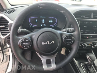 2025 Kia Soul LX - miniatura 10