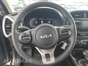 2025 Kia Soul LX - miniatura 10