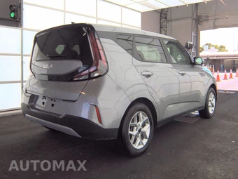 2025 Kia Soul LX - miniatura 4