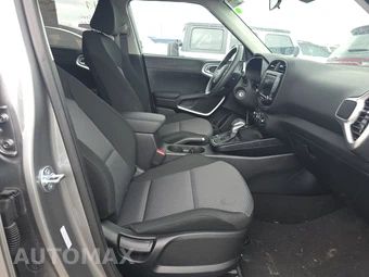 2025 Kia Soul LX - miniatura 8