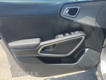 2025 Kia Soul LX - miniatura 9