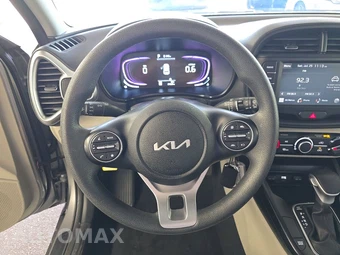 2025 Kia Soul LX - miniatura 10