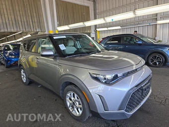 2025 Kia Soul LX - miniatura 3