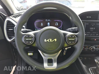 2025 Kia Soul LX - miniatura 10