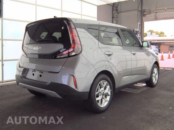 2025 Kia Soul LX - miniatura 4