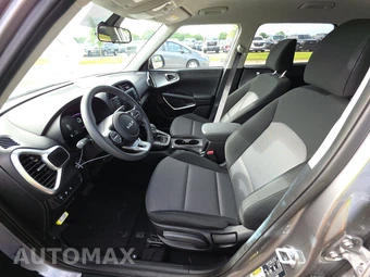 2025 Kia Soul LX - miniatura 7