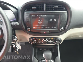 2025 Kia Soul LX - miniatura 11