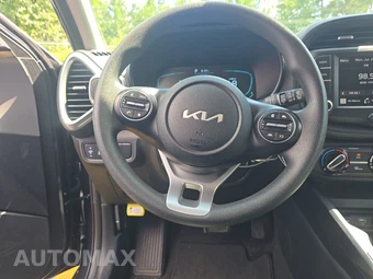 2025 Kia Soul LX - miniatura 10