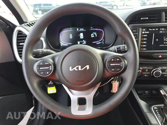 2025 Kia Soul LX - miniatura 10