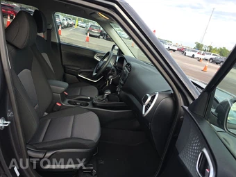 2025 Kia Soul LX - miniatura 8