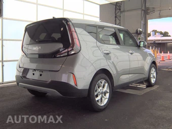 2025 Kia Soul LX - miniatura 4