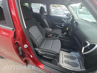 2025 Kia Soul LX - miniatura 18