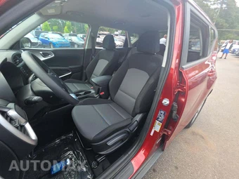 2025 Kia Soul LX - miniatura 6