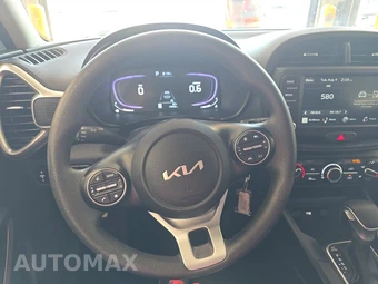 2025 Kia Soul LX - miniatura 10