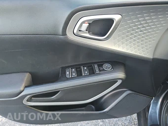 2025 Kia Soul LX - miniatura 9