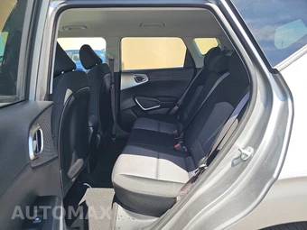2025 Kia Soul LX - miniatura 13