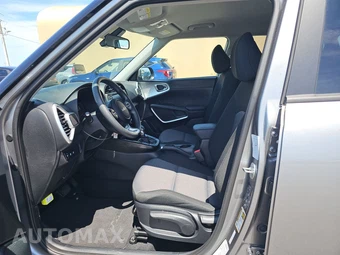 2025 Kia Soul LX - miniatura 7