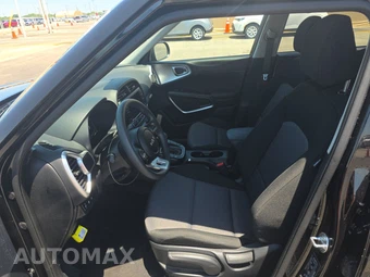 2025 Kia Soul LX - miniatura 7