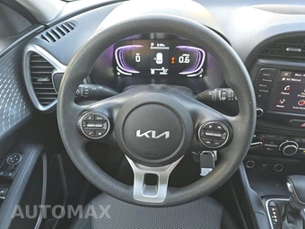2025 Kia Soul LX - miniatura 10