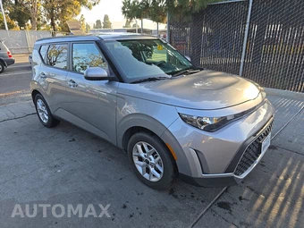 2025 Kia Soul LX - miniatura 3