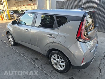 2025 Kia Soul LX - miniatura 6