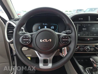 2025 Kia Soul LX - miniatura 10