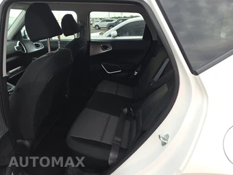 2025 Kia Soul LX - miniatura 13