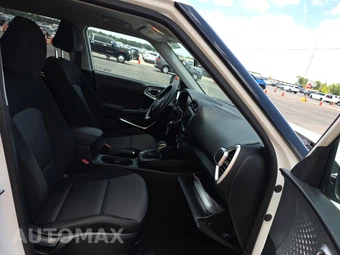 2025 Kia Soul LX - miniatura 8