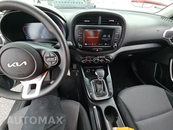 2025 Kia Soul LX - miniatura 11