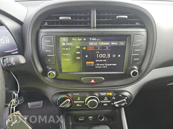 2025 Kia Soul LX - miniatura 11