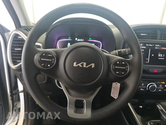 2025 Kia Soul LX - miniatura 10
