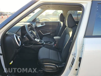2025 Kia Soul LX - miniatura 7