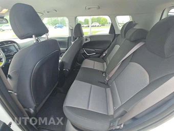 2025 Kia Soul LX - miniatura 13