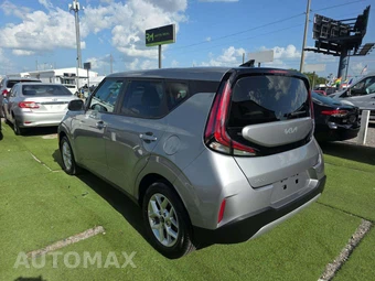 2025 Kia Soul LX - miniatura 2