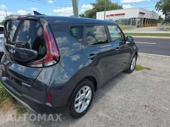 2025 Kia Soul LX - miniatura 3