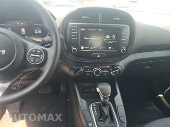 2025 Kia Soul LX - miniatura 11