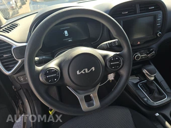 2025 Kia Soul LX - miniatura 10