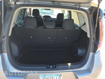 2025 Kia Soul LX - miniatura 16