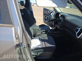 2025 Kia Soul LX - miniatura 8