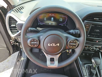 2025 Kia Soul LX - miniatura 16