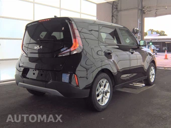2025 Kia Soul LX - miniatura 4