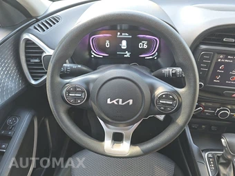 2025 Kia Soul LX - miniatura 10