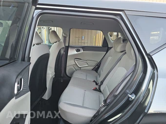 2025 Kia Soul LX - miniatura 13