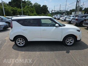 2025 Kia Soul LX - miniatura 4