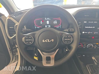2025 Kia Soul LX - miniatura 10