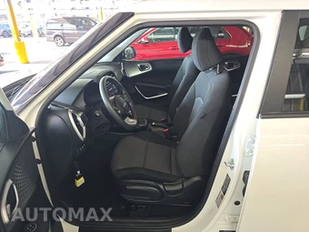 2025 Kia Soul LX - miniatura 7