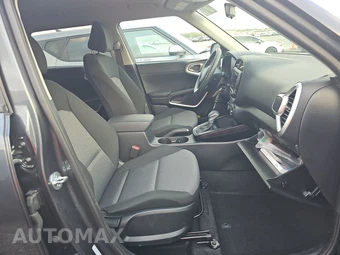 2025 Kia Soul LX - miniatura 8