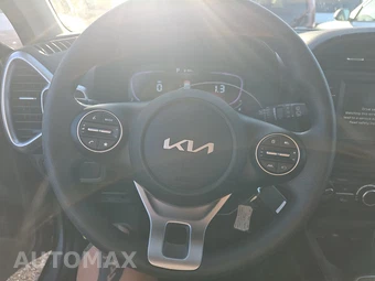 2025 Kia Soul LX - miniatura 10