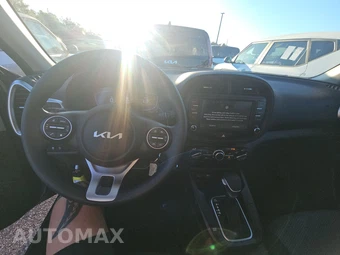 2025 Kia Soul LX - miniatura 11