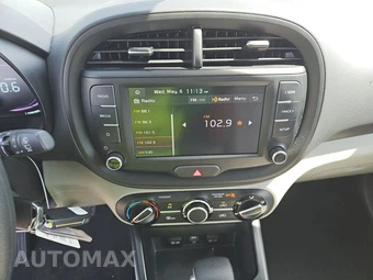 2025 Kia Soul LX - miniatura 11